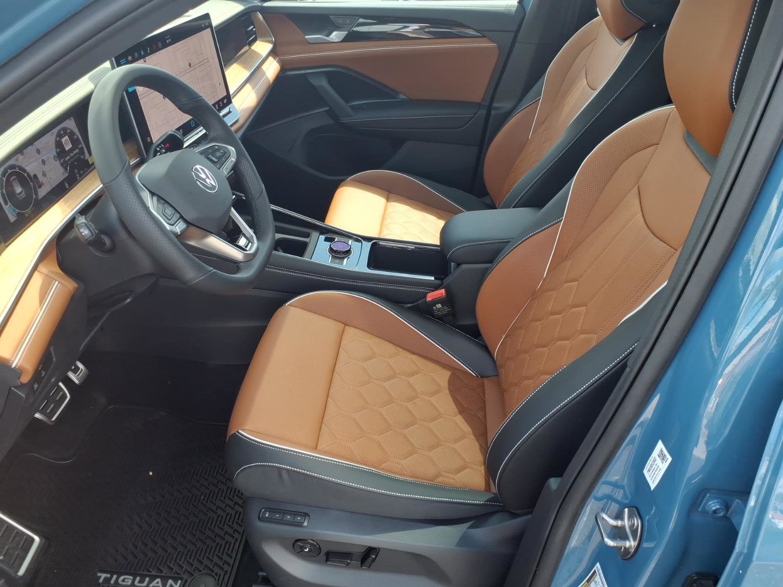 New 2026 Volkswagen Tiguan SEL R-Line image 10