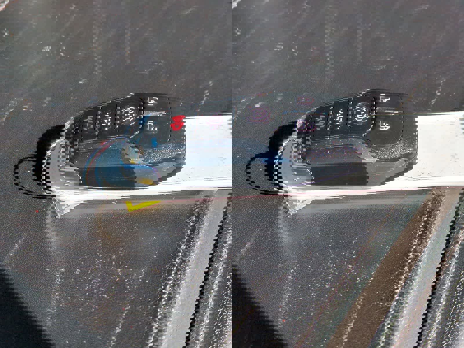 Used 2015 Ford F150 Platinum w/ Equipment Group 701A Luxury image 34