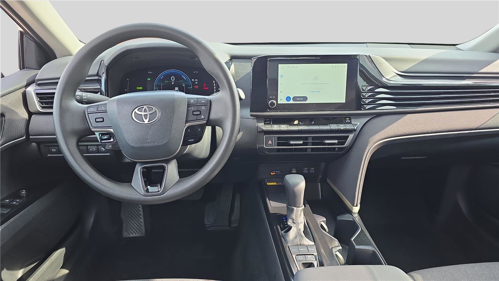 Used 2026 Toyota Camry LE FWD image 9