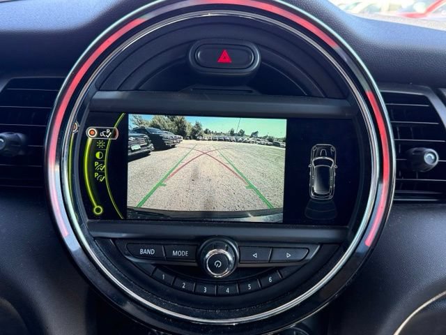 Used 2015 MINI Cooper 4-Door Hardtop FWD image 19
