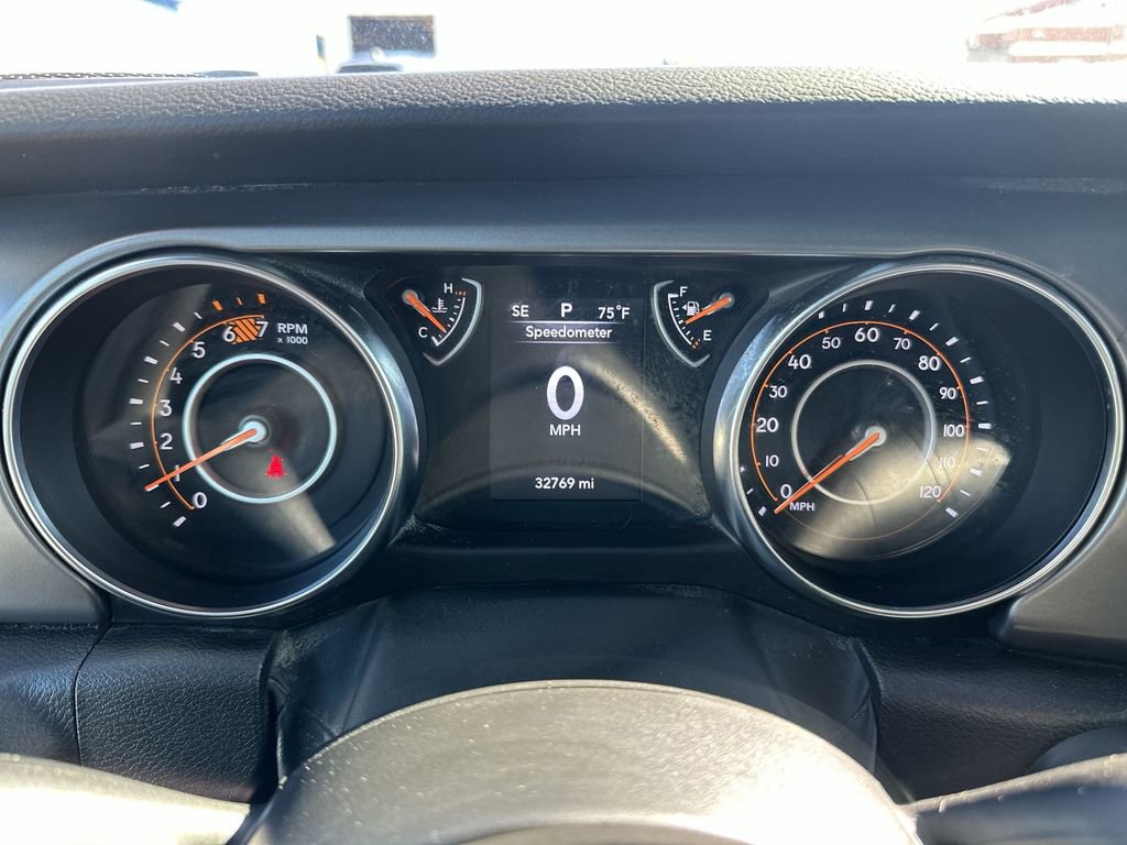 Used 2022 Jeep Wrangler Unlimited Willys image 15