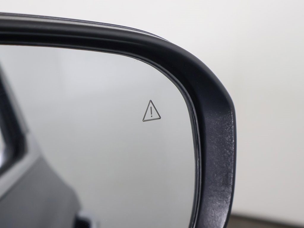 Used 2023 Kia Telluride S image 37