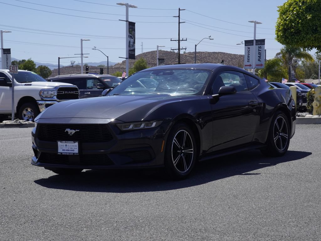 Used 2024 Ford Mustang Coupe RWD image 8