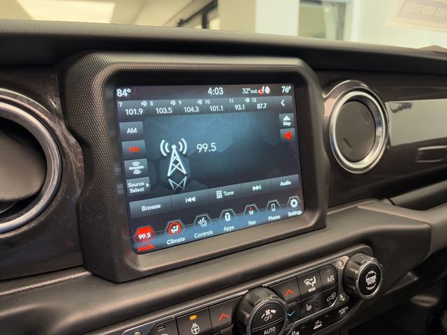 Used 2021 Jeep Wrangler Unlimited Sahara image 16