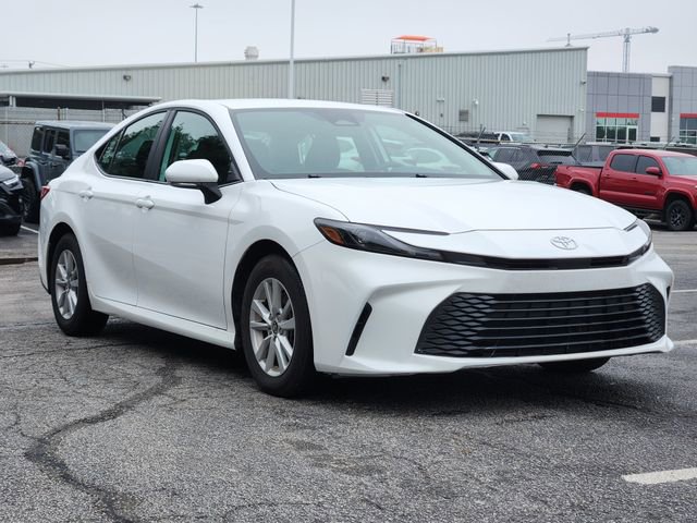 Used 2026 Toyota Camry LE video 2