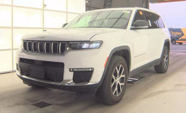 Used 2024 Jeep Grand Cherokee L Limited w/ Luxury Tech Group II image 10
