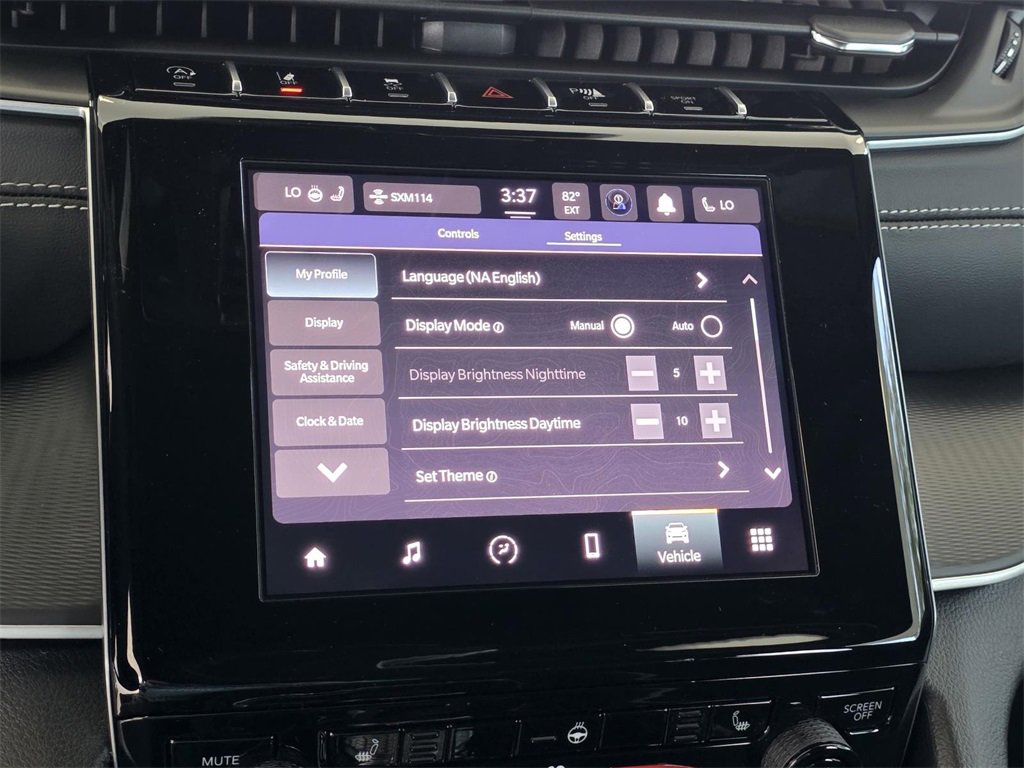 New 2025 Jeep Grand Cherokee L Altitude image 18