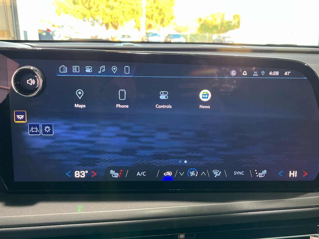 New 2026 Chevrolet Traverse LT w/ LPO, Floor Liner Package FWD image 17