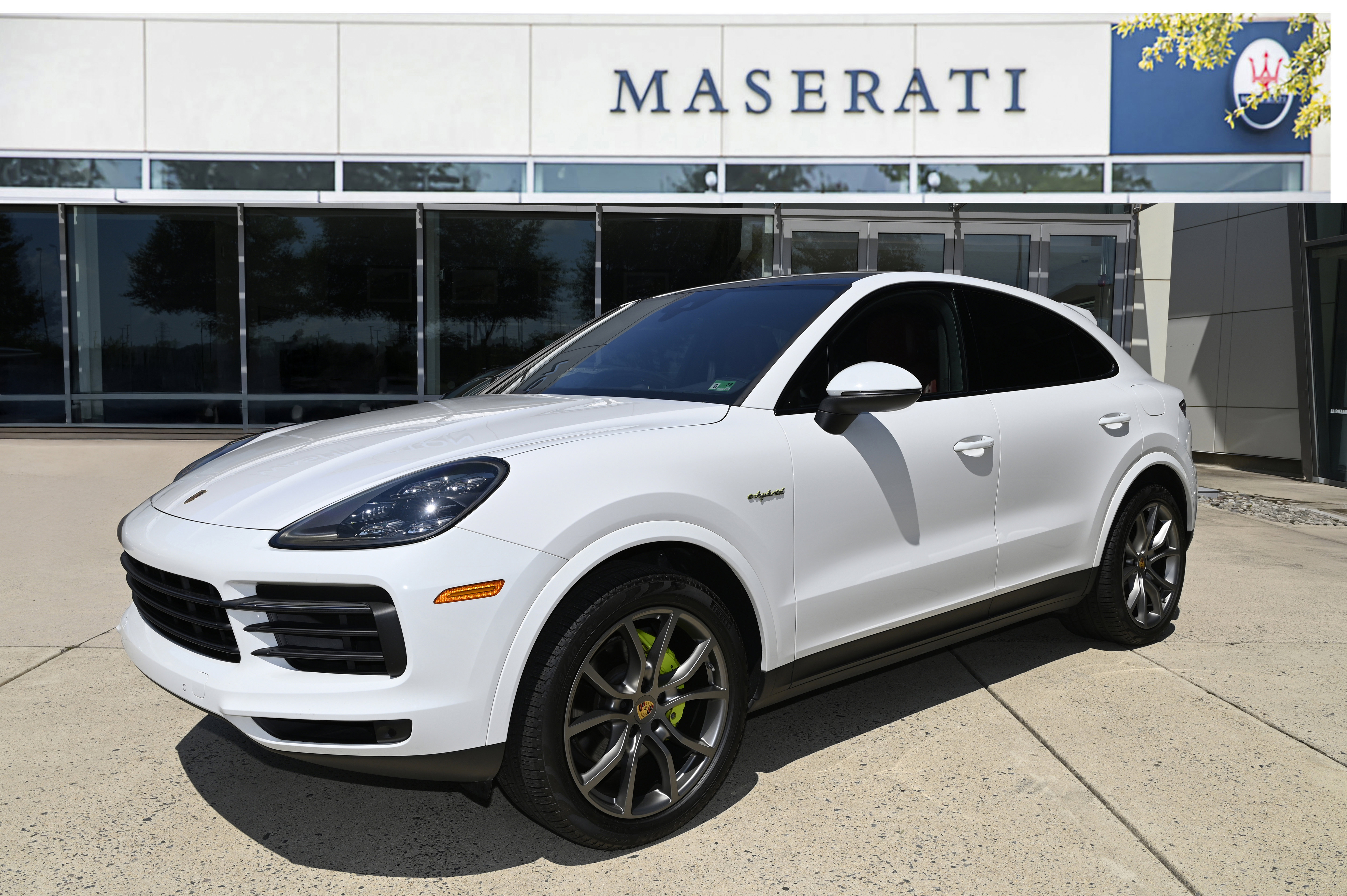 Used 2023 Porsche Cayenne Platinum Edition w/ Premium Package Plus (PIA)