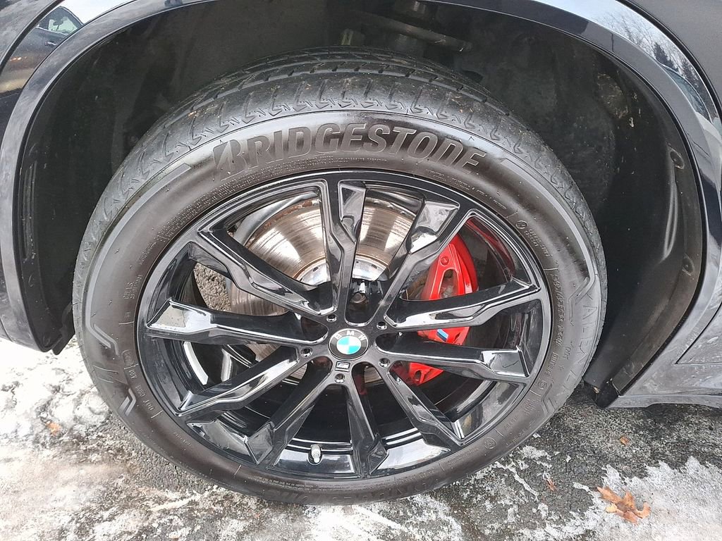Certified 2024 BMW X4 M40i w/ Premium Package image 6