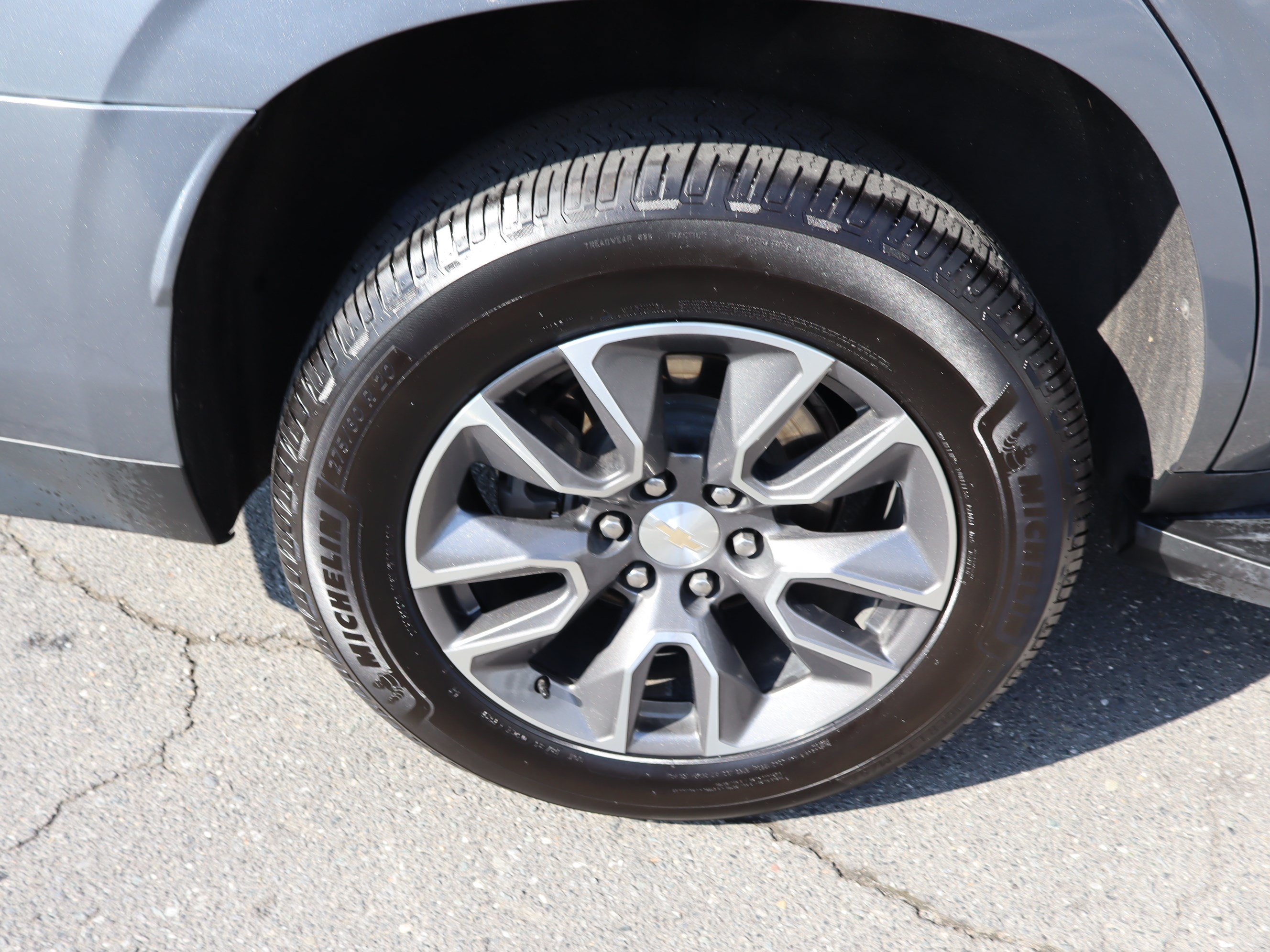 Used 2022 Chevrolet Tahoe LT w/ LT Signature Package AWD/4WD image 43