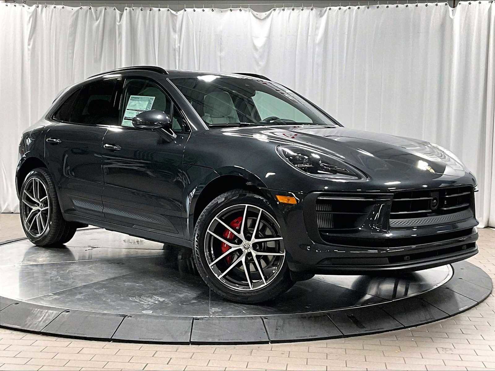 Used 2026 Porsche Macan S image 12