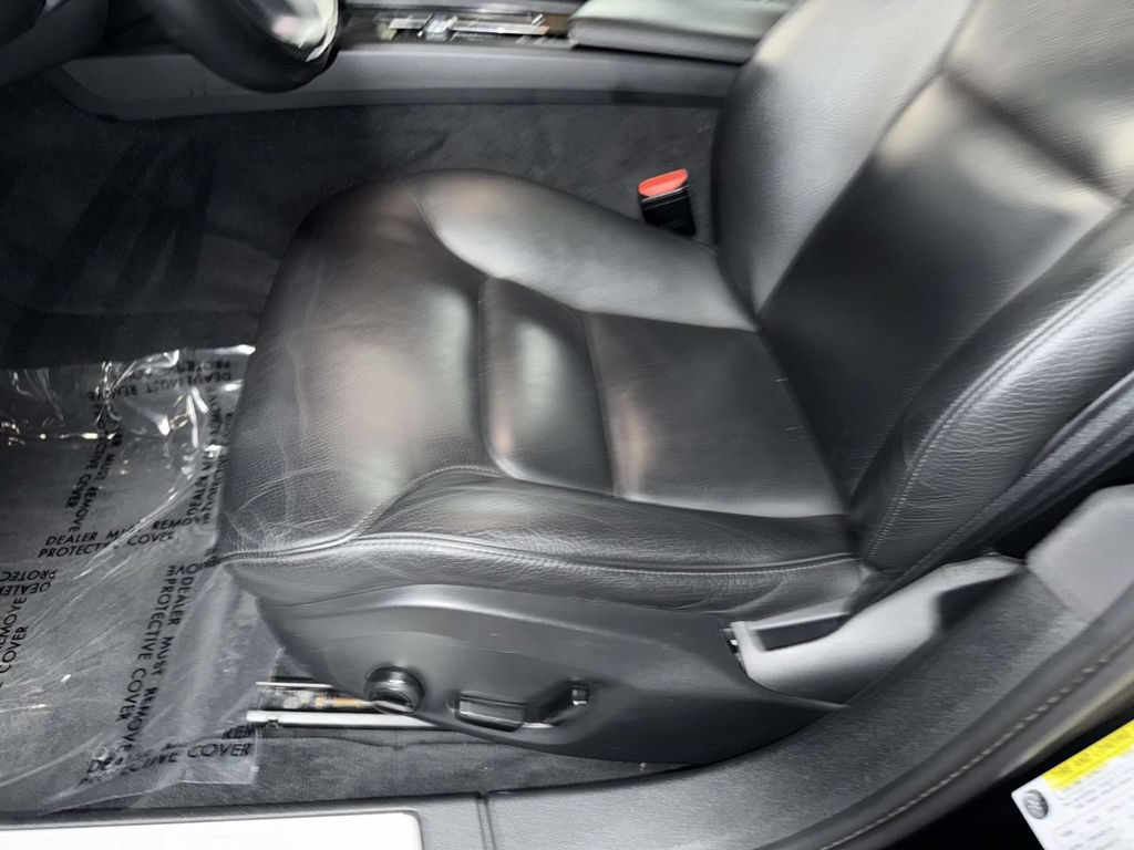 Used 2020 Volvo V60 T5 Momentum FWD image 3