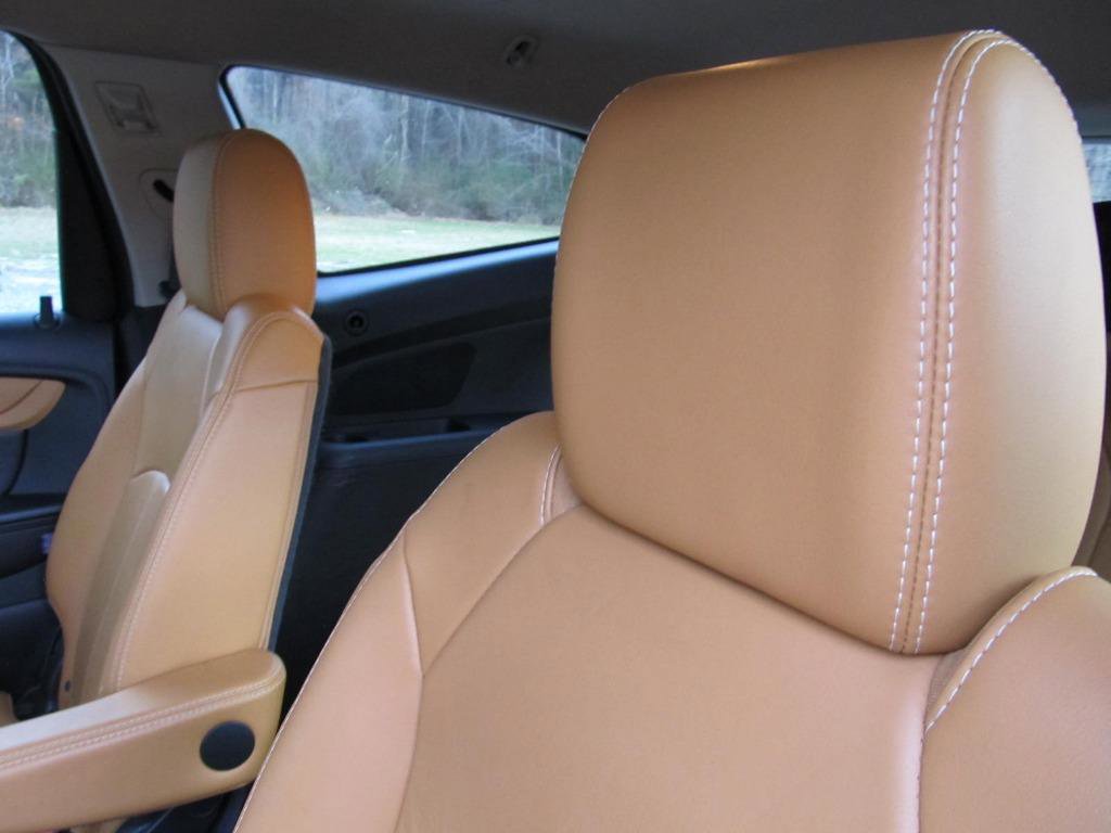 Used 2013 Chevrolet Traverse LT image 27