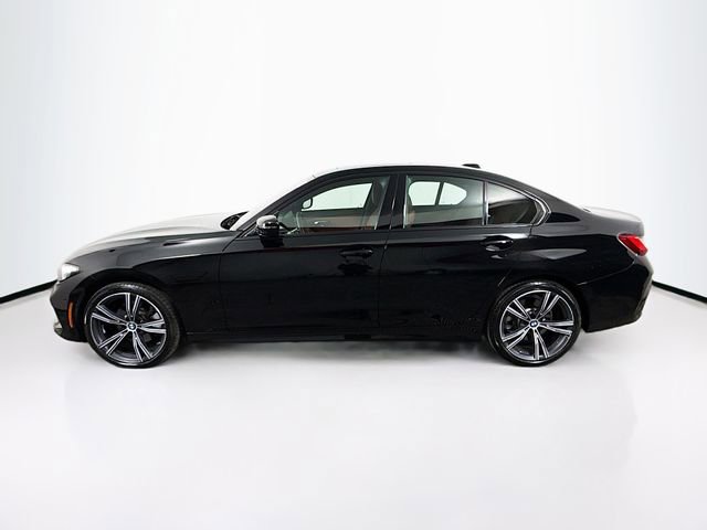 Used 2023 BMW 330i xDrive 330i xDrive w/ Driving Assistance Package image 4