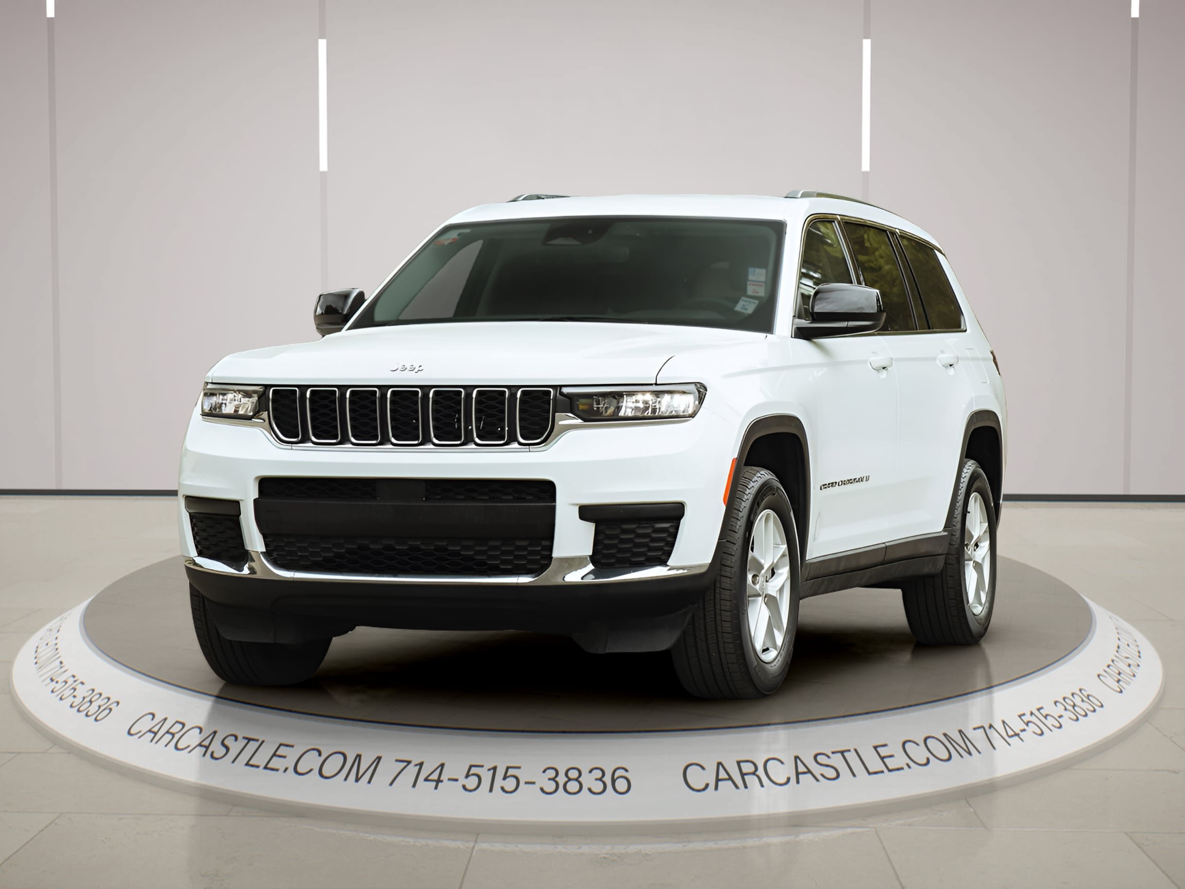 Used 2023 Jeep Grand Cherokee L Laredo AWD/4WD image 6