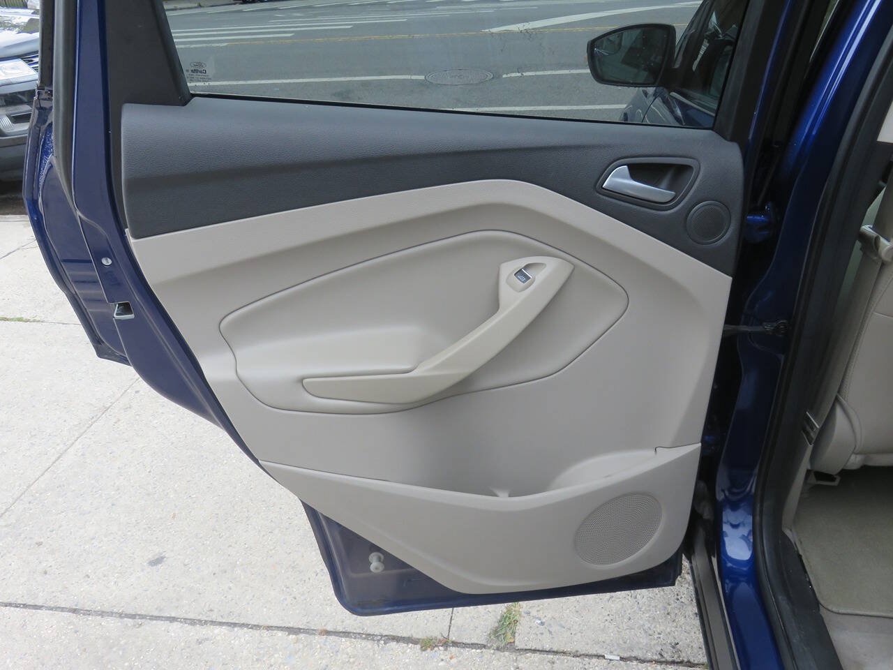 Used 2014 Ford Escape Titanium AWD/4WD image 33