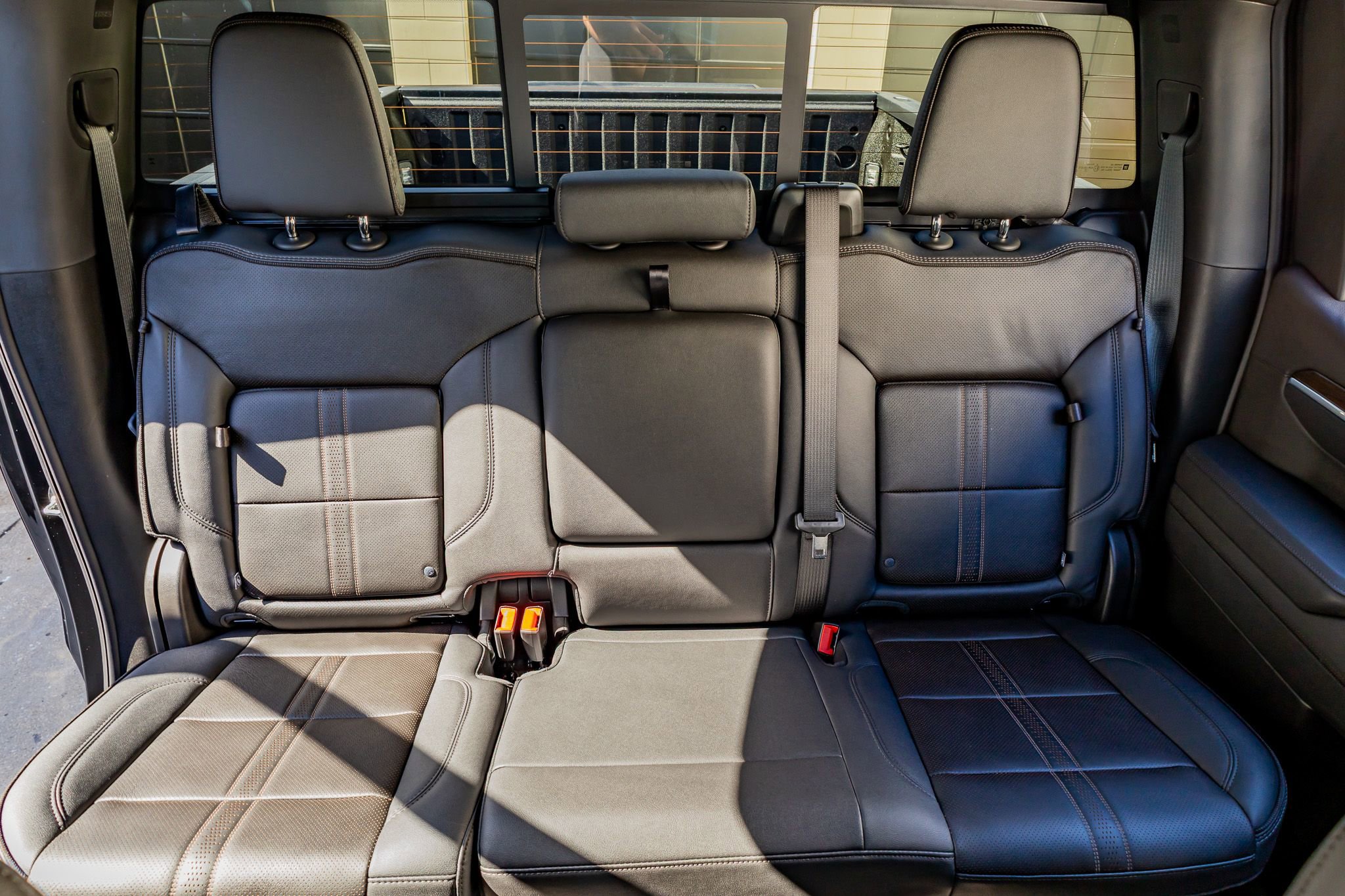 Used 2026 Chevrolet Silverado 1500 High Country w/ Midnight Edition image 35