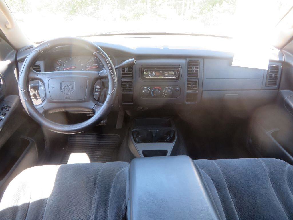 Used 2004 Dodge Dakota SLT w/ Chrome Appearance Group RWD image 13