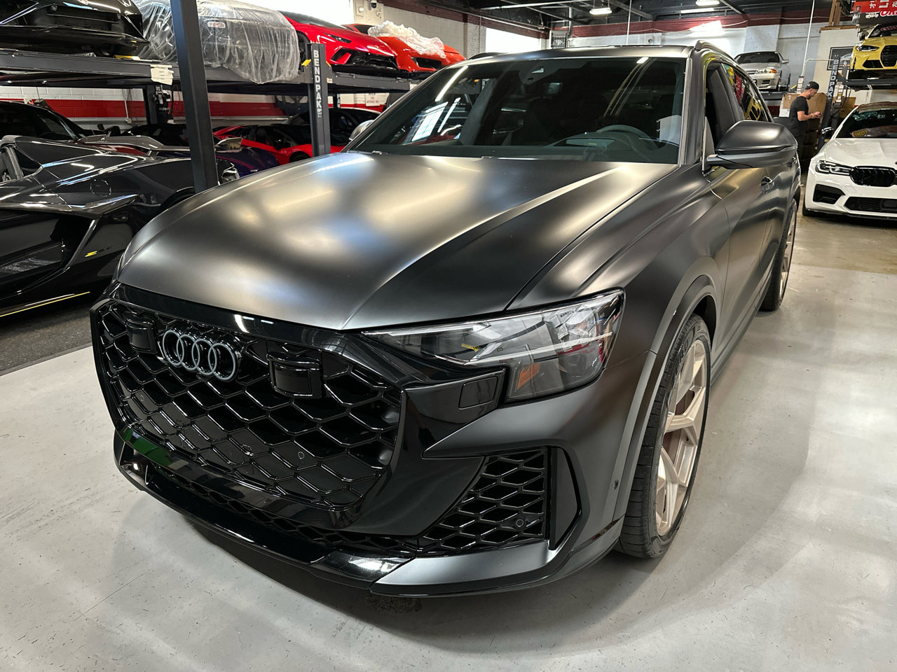 Used 2025 Audi RS Q8 performance w/ RS Design Package - Red image 12