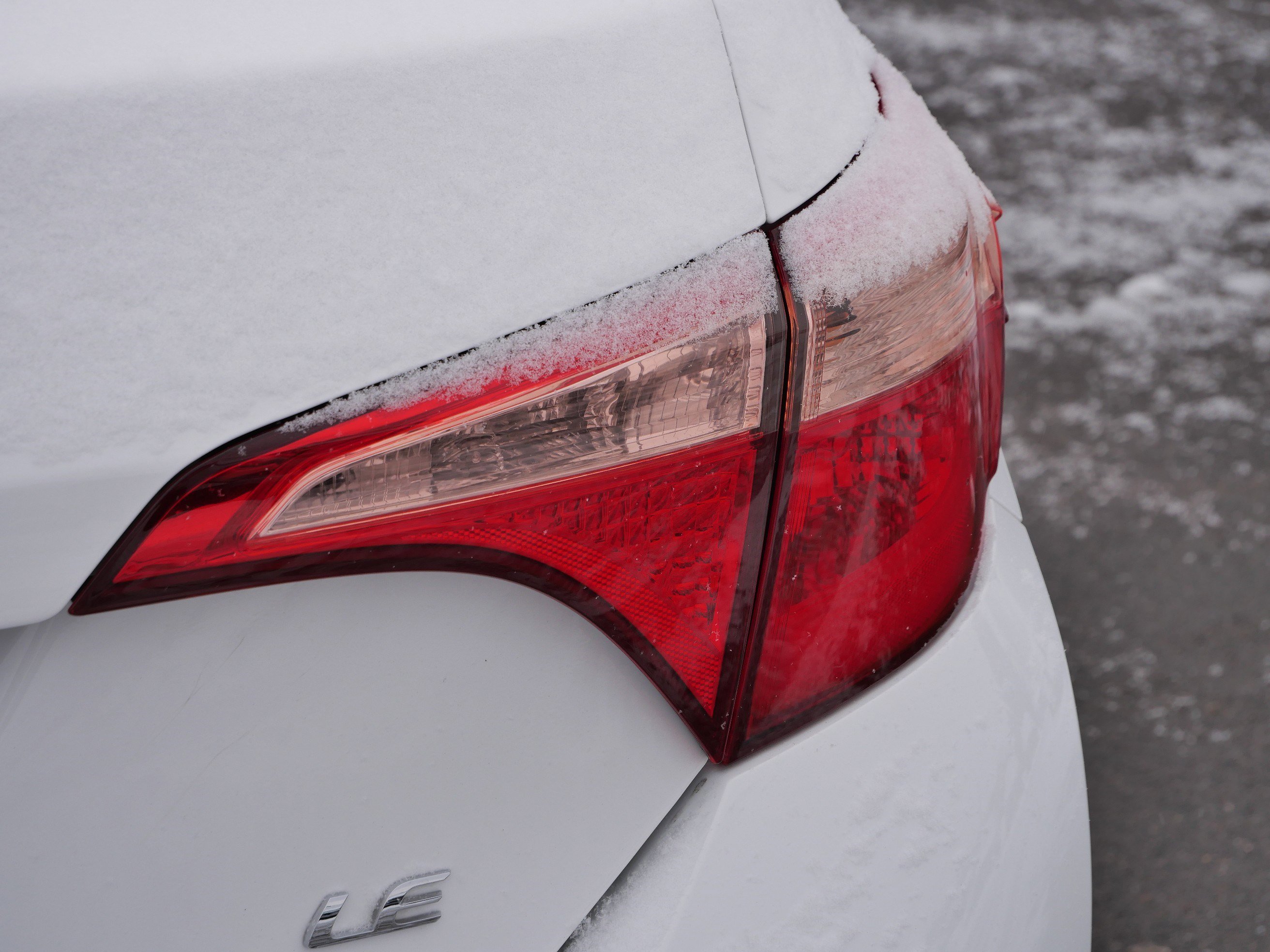 Used 2018 Toyota Corolla LE image 17