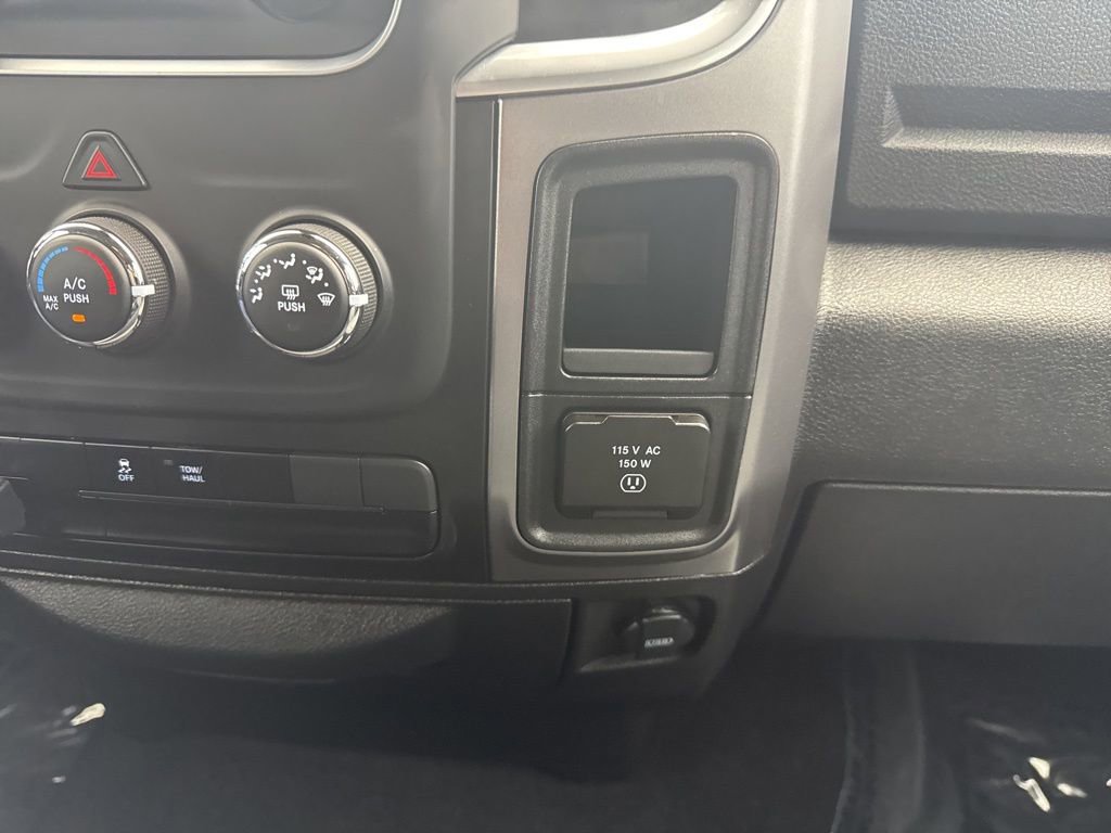 Used 2023 RAM 1500 Classic SLT image 23