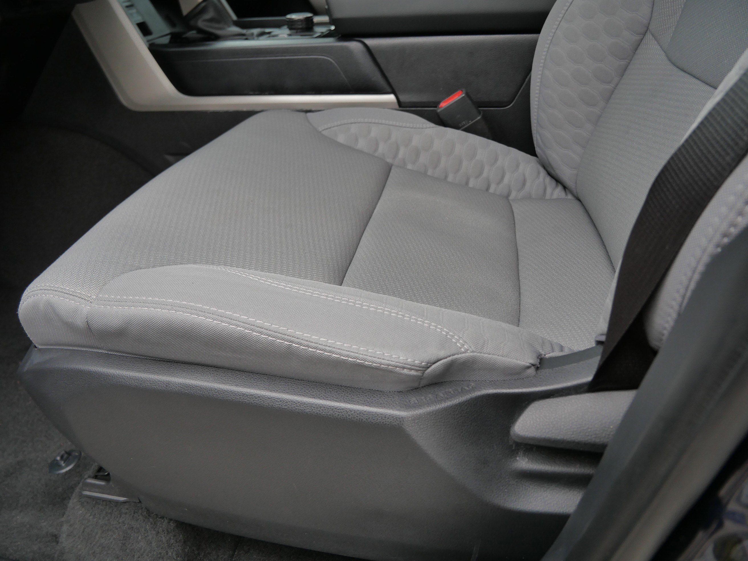 Used 2023 Toyota Tundra SR5 w/ SR5 Convenience Package AWD/4WD image 21