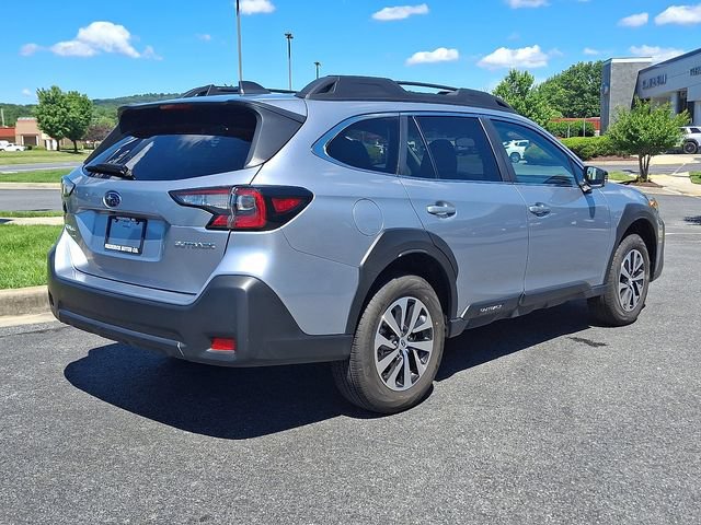 Certified 2025 Subaru Outback Premium AWD/4WD image 6