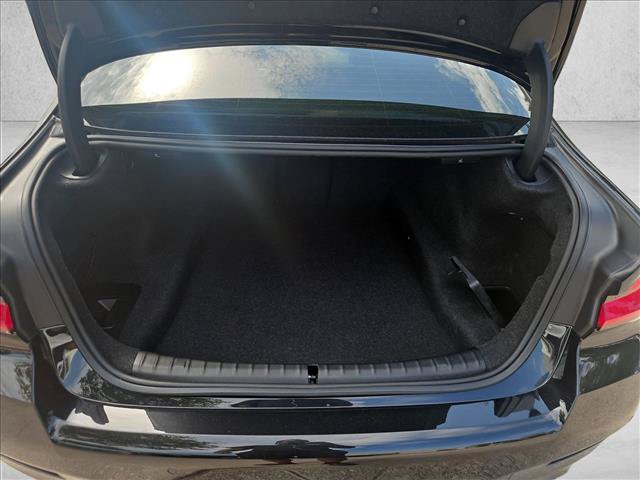 Used 2023 BMW 540i w/ M Sport Package RWD image 6