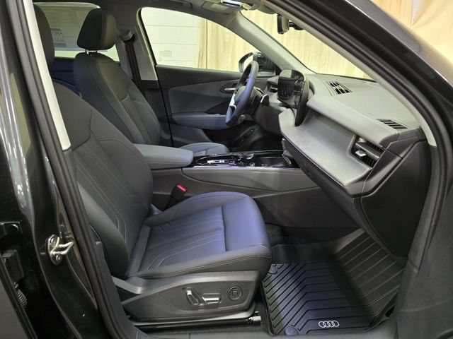 New 2026 Audi Q3 quattro 2.0T AWD/4WD image 36