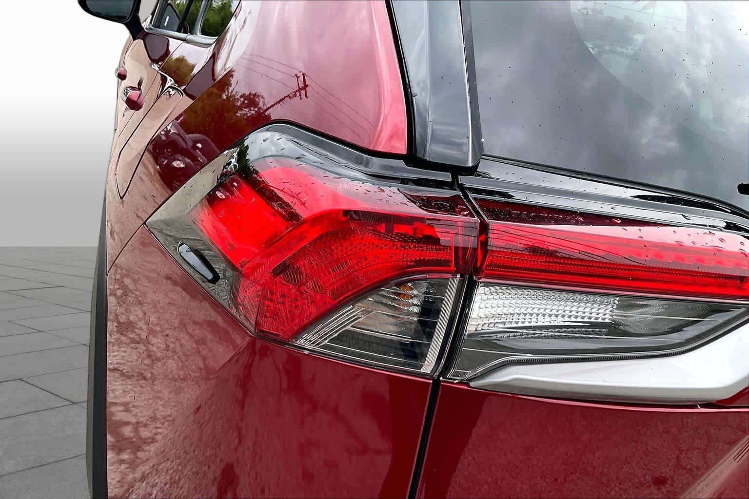 Used 2024 Toyota RAV4 Limited AWD/4WD image 27