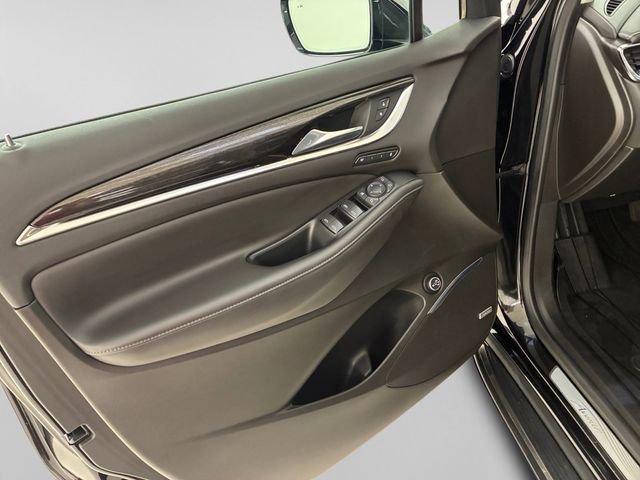 Used 2021 Buick Enclave Avenir w/ Avenir Technology Package image 13