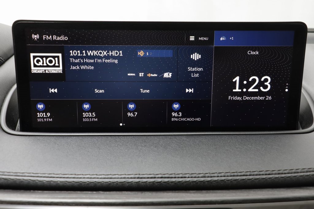 Used 2022 Acura MDX SH-AWD w/ Advance Package image 10