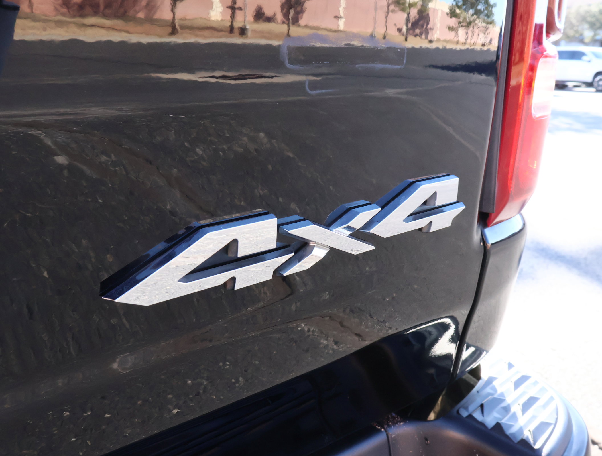 Used 2019 RAM 1500 Limited image 6
