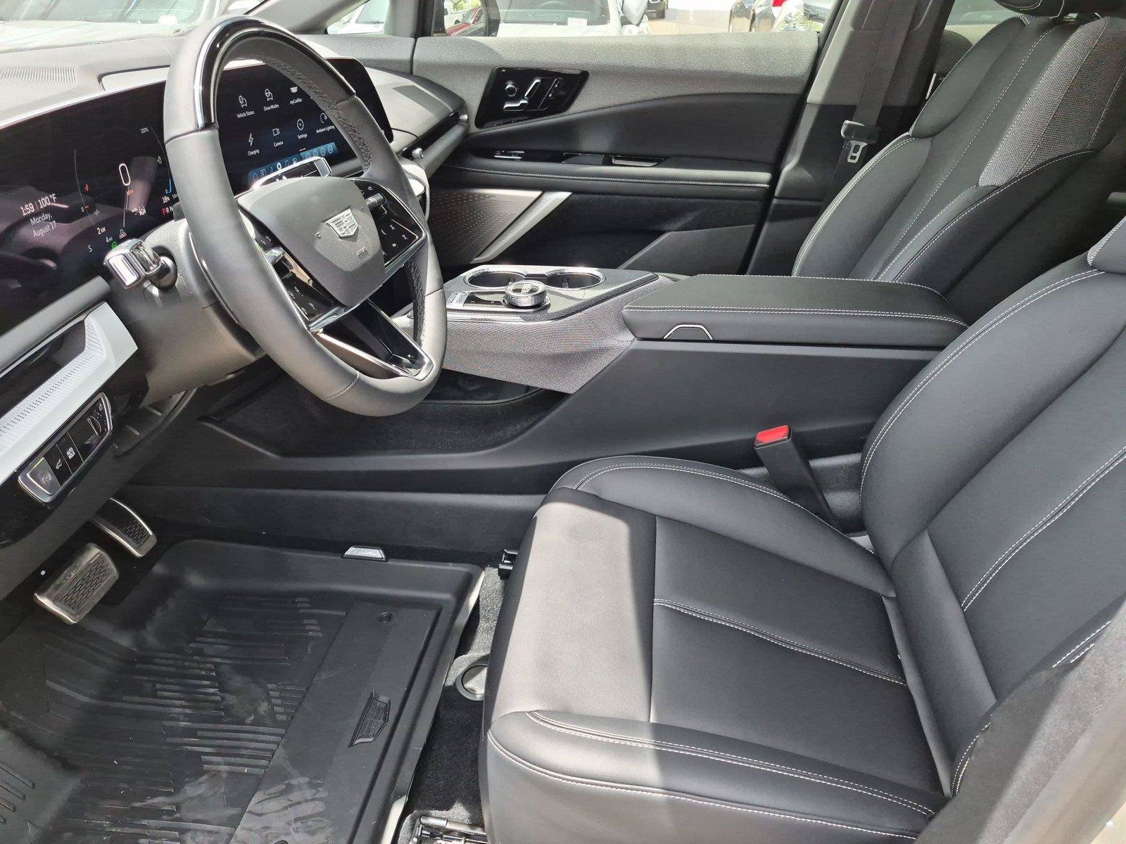 New 2027 Cadillac Optiq Luxury RWD image 27