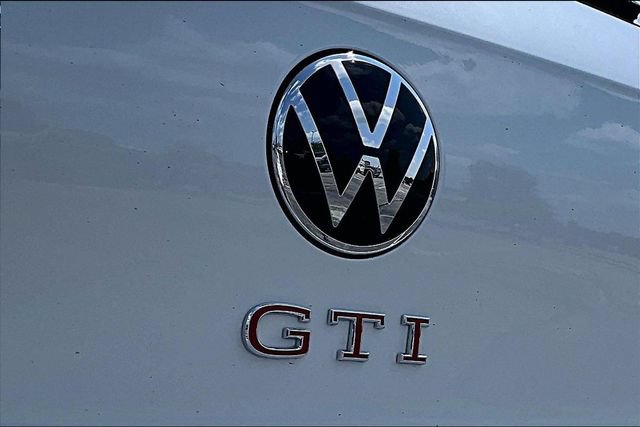 Used 2024 Volkswagen GTI SE w/ MDO Package FWD image 24