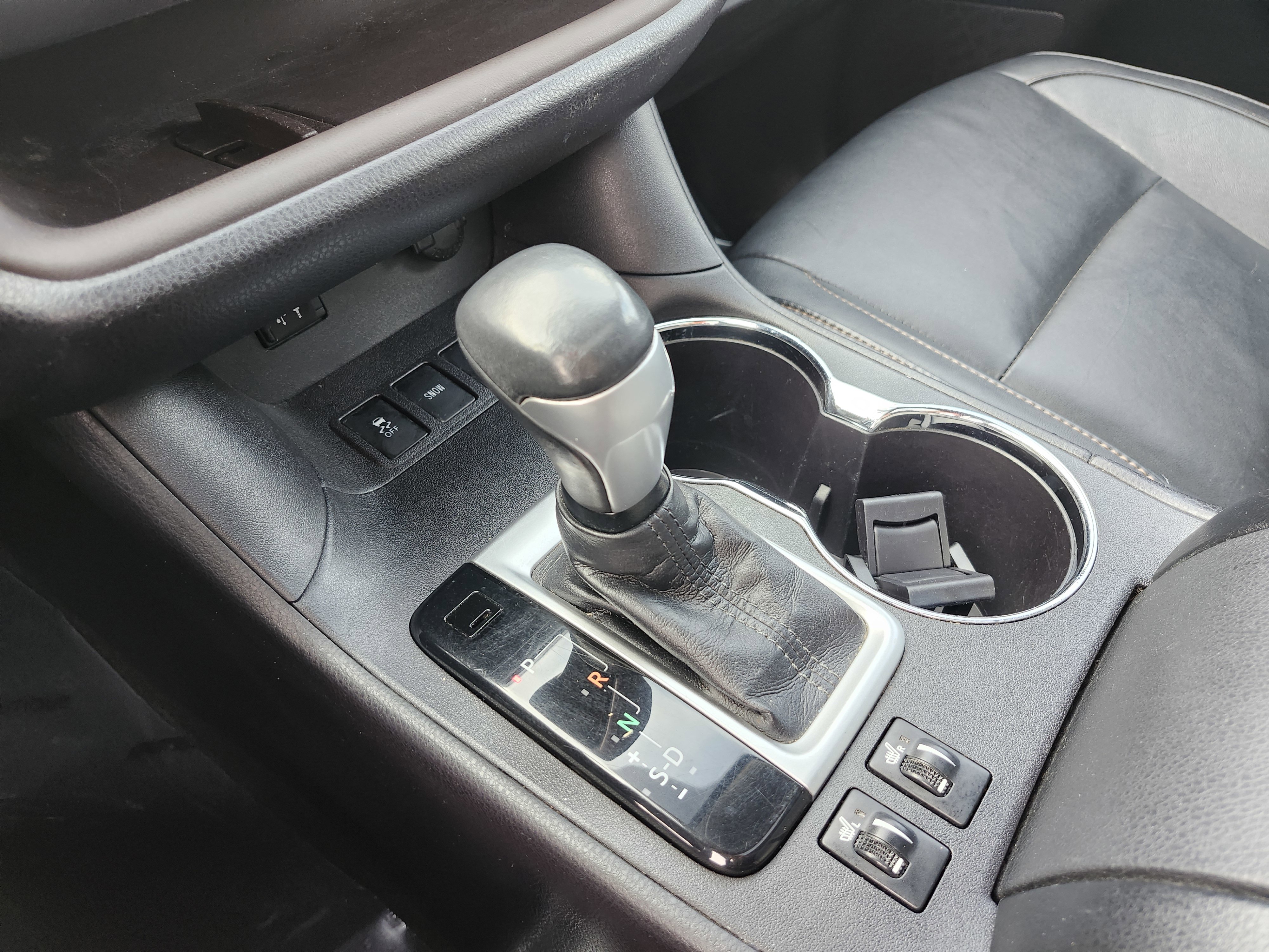 Used 2016 Toyota Highlander XLE image 34