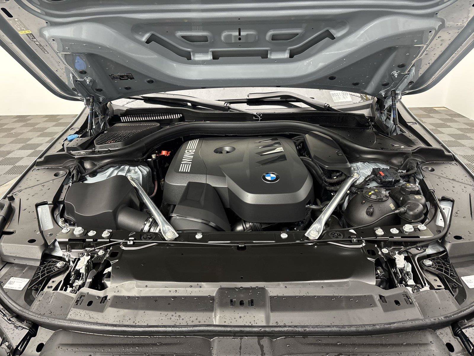 Used 2026 BMW 530i xDrive w/ M Sport Package AWD/4WD image 20