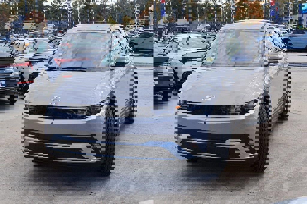 New 2025 Hyundai Venue Limited image 27