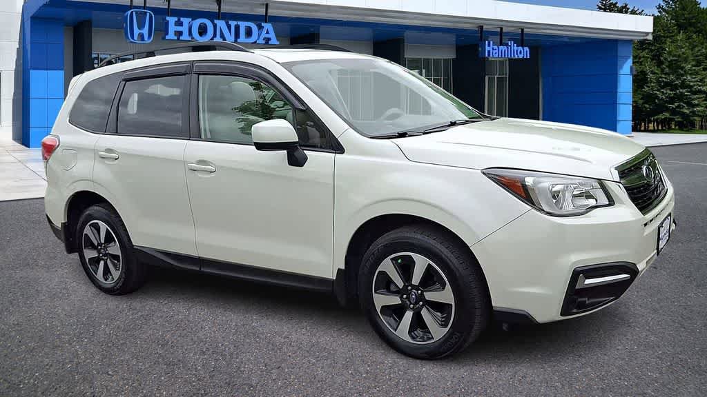 Used 2018 Subaru Forester 2.5i Premium w/ Protection Package #1 AWD/4WD image 2