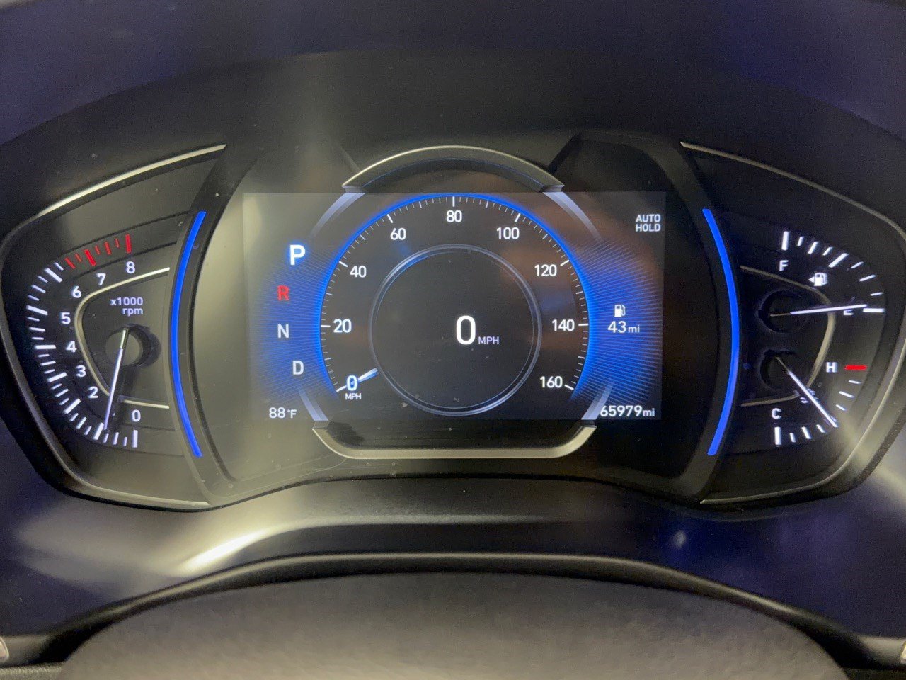 Used 2019 Hyundai Santa Fe SEL FWD image 26