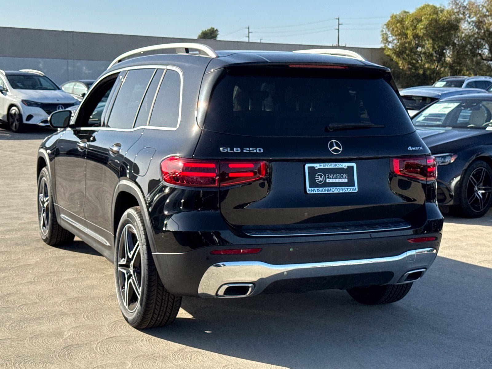 New 2026 Mercedes-Benz GLB 250 4MATIC image 8