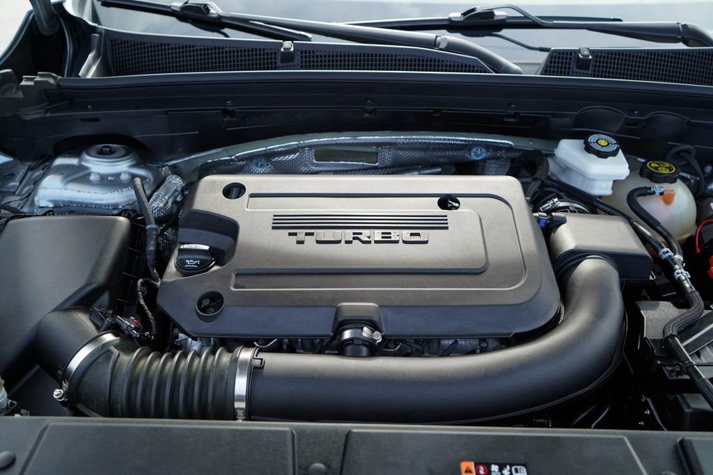 Used 2023 Buick Envision Essence FWD image 38