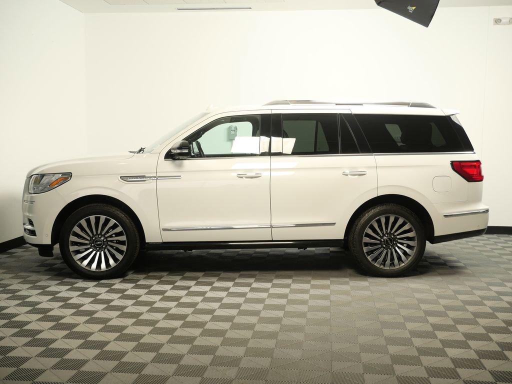 Used 2020 Lincoln Navigator Reserve w/ Luxury Package image 5