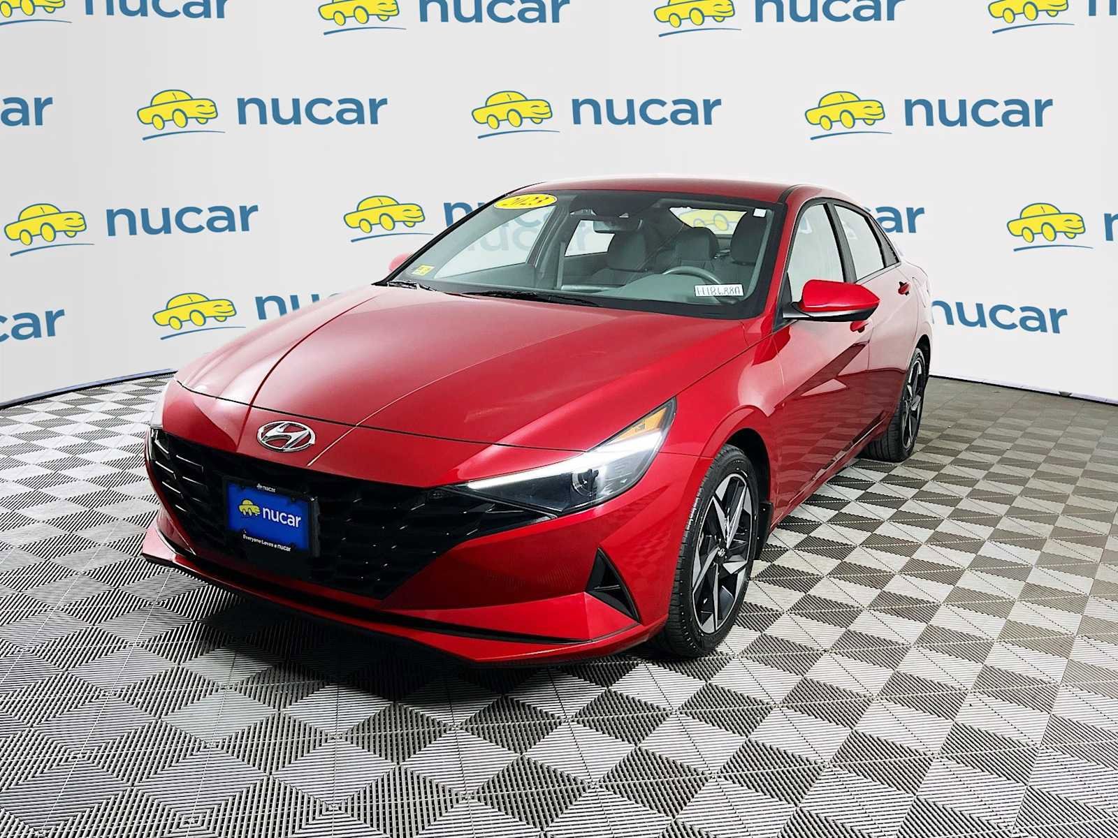 Used 2023 Hyundai Elantra SEL w/ Convenience Package FWD image 3