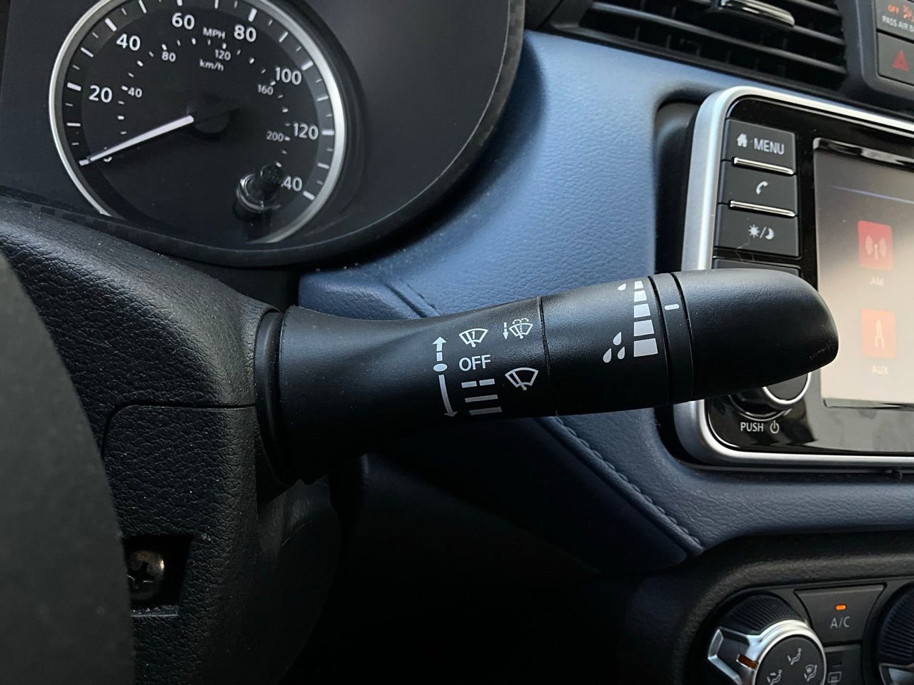 Used 2025 Nissan Versa SV image 32