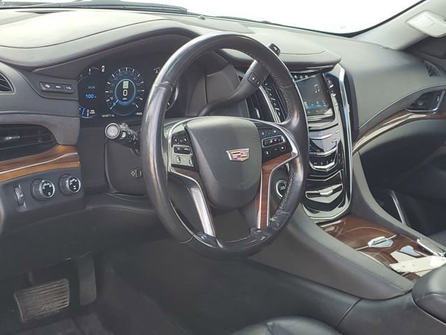 Used 2017 Cadillac Escalade Luxury image 8