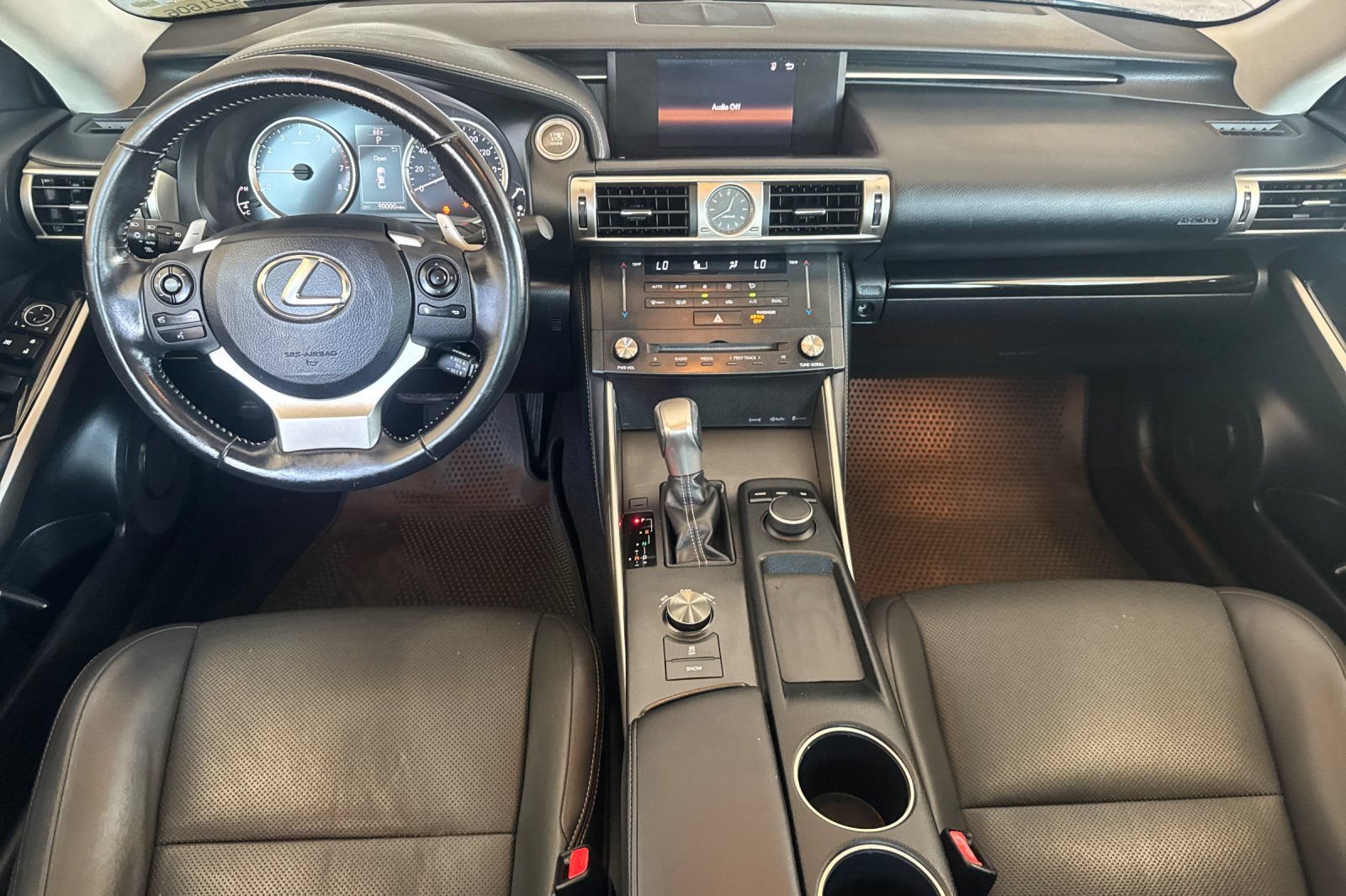Used 2016 Lexus IS 200t RWD image 10