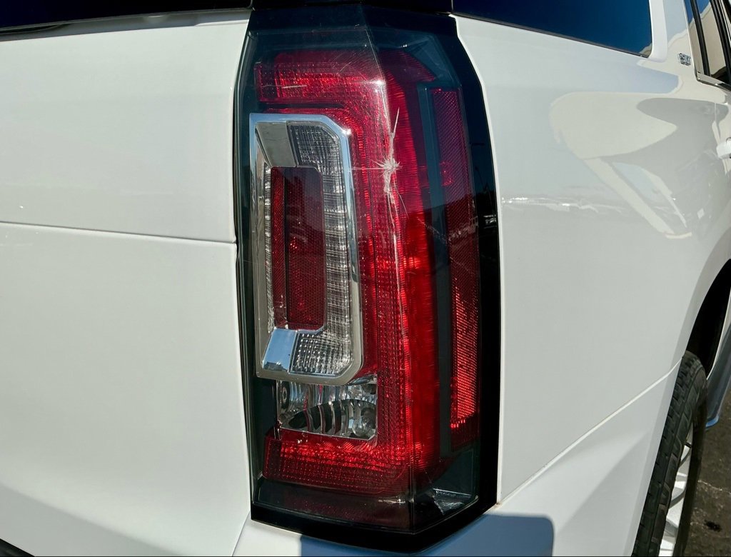 Used 2019 GMC Yukon SLT image 16