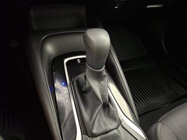 Certified 2025 Toyota Corolla LE FWD image 17